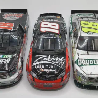 /img/51095-nascar-diecast-auction.webp