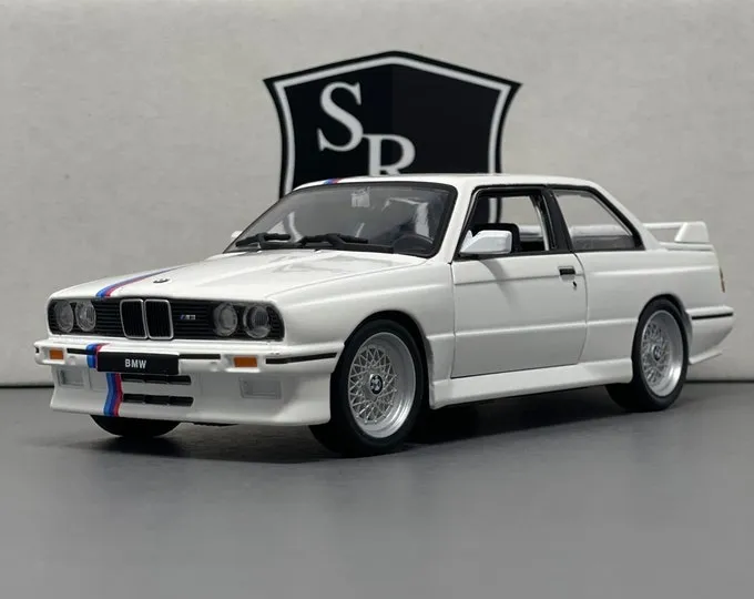 /img/51132-bburago-bmw-shop.webp
