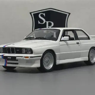 /img/51132-bburago-bmw-shop.webp