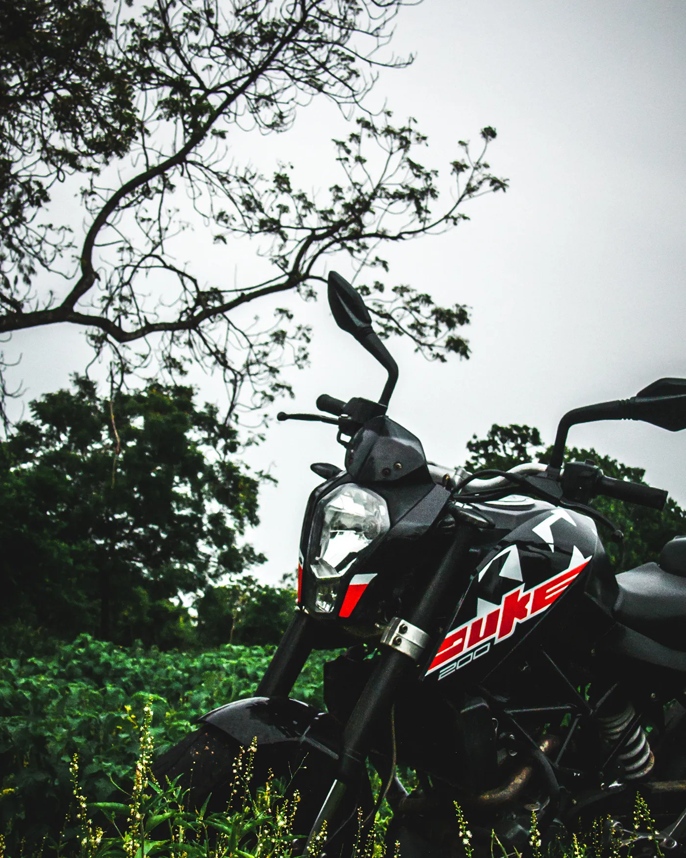 51137 ktm duke 200 diecast brand