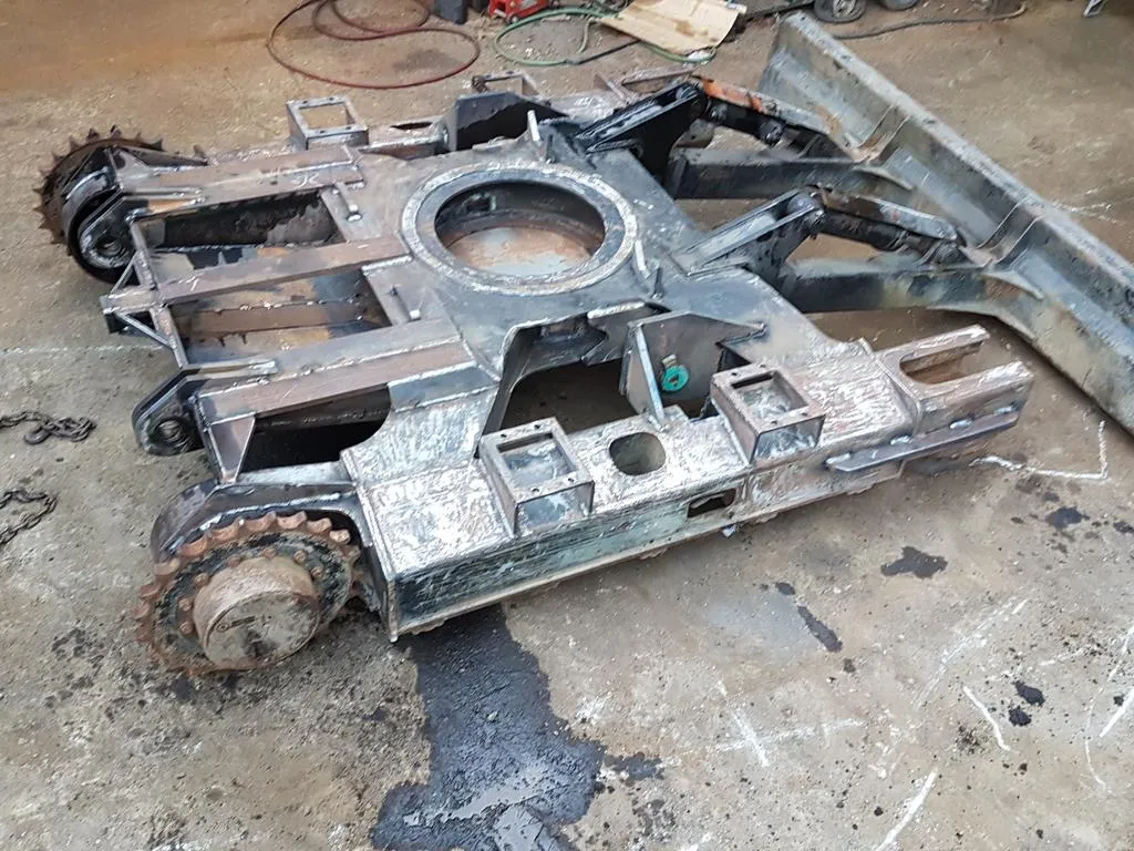 51147 excavator articulated parts