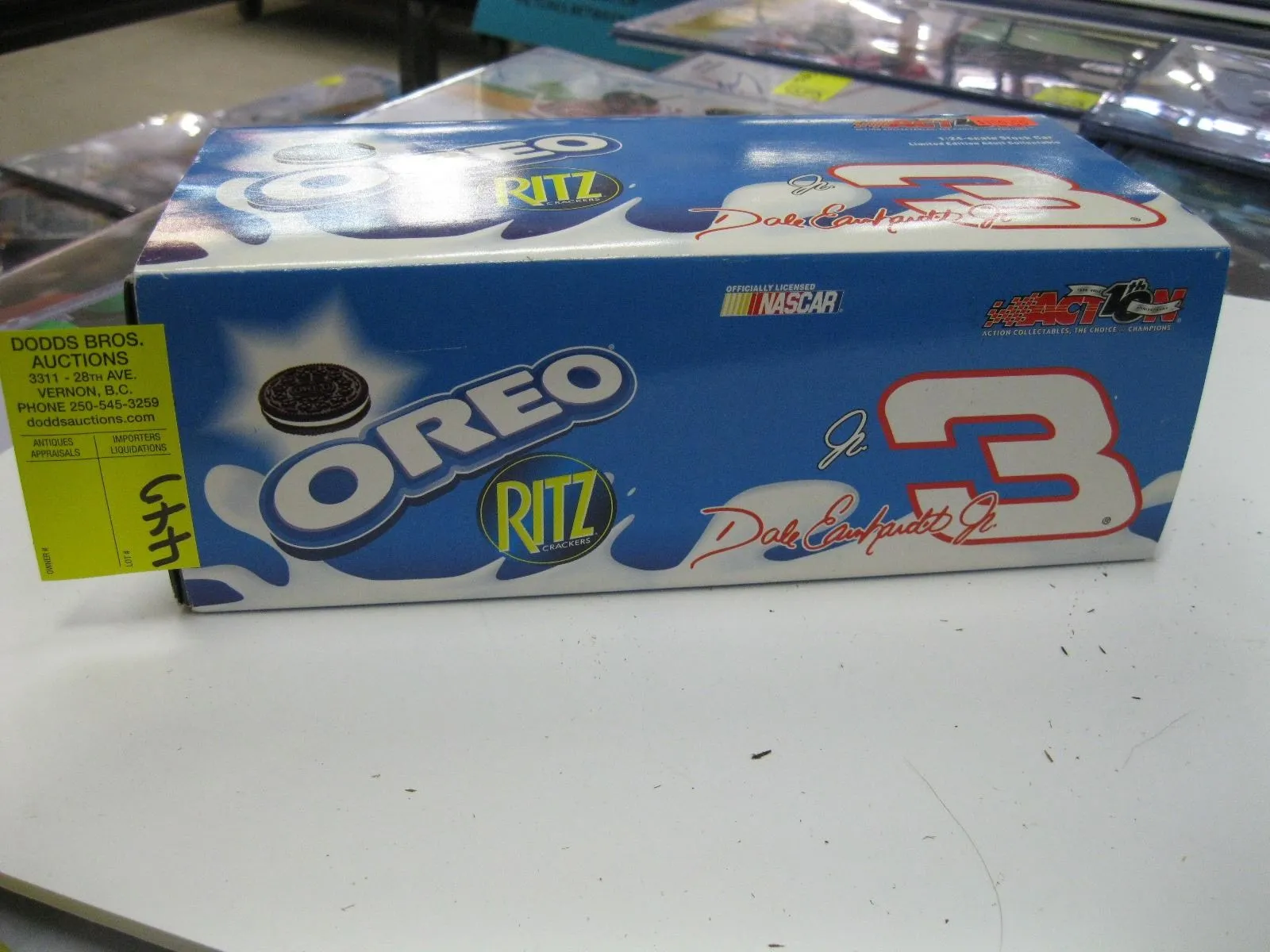 51152 oreo diecast packaging