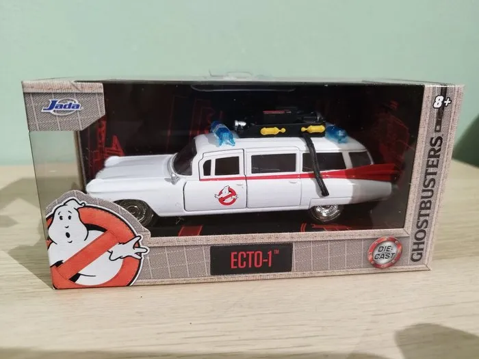 51156 ecto 1 interior exterior