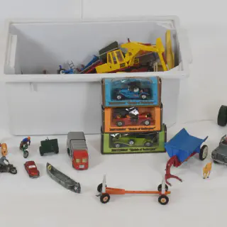 /img/51165-britains-toy-storage.webp