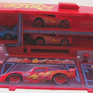 /img/51169-cars-talking-mack-diecast-set-7.webp