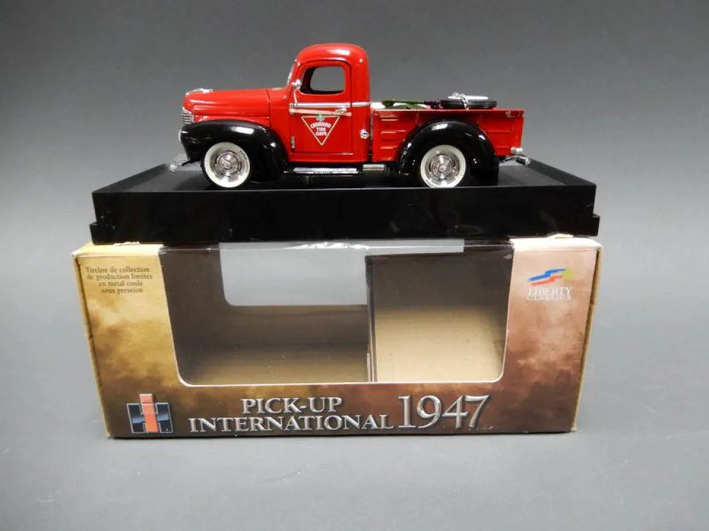 51173 ct diecast truck 2