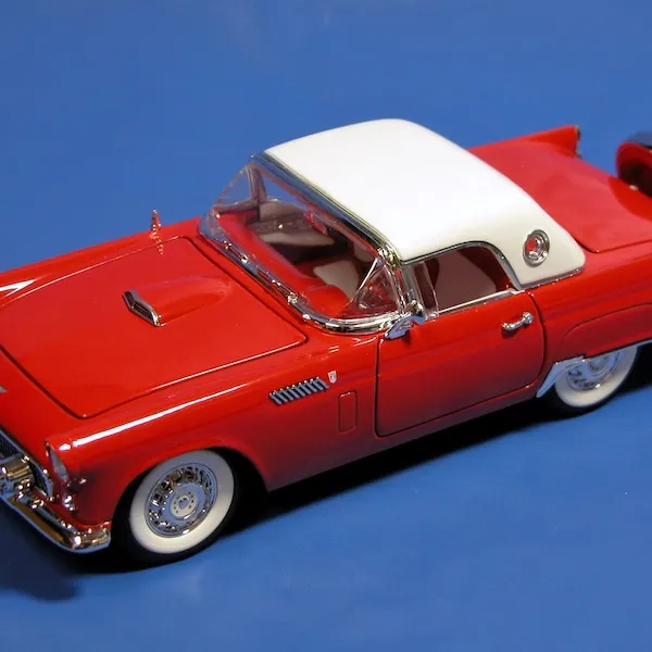 51184 thunderbird diecast scale