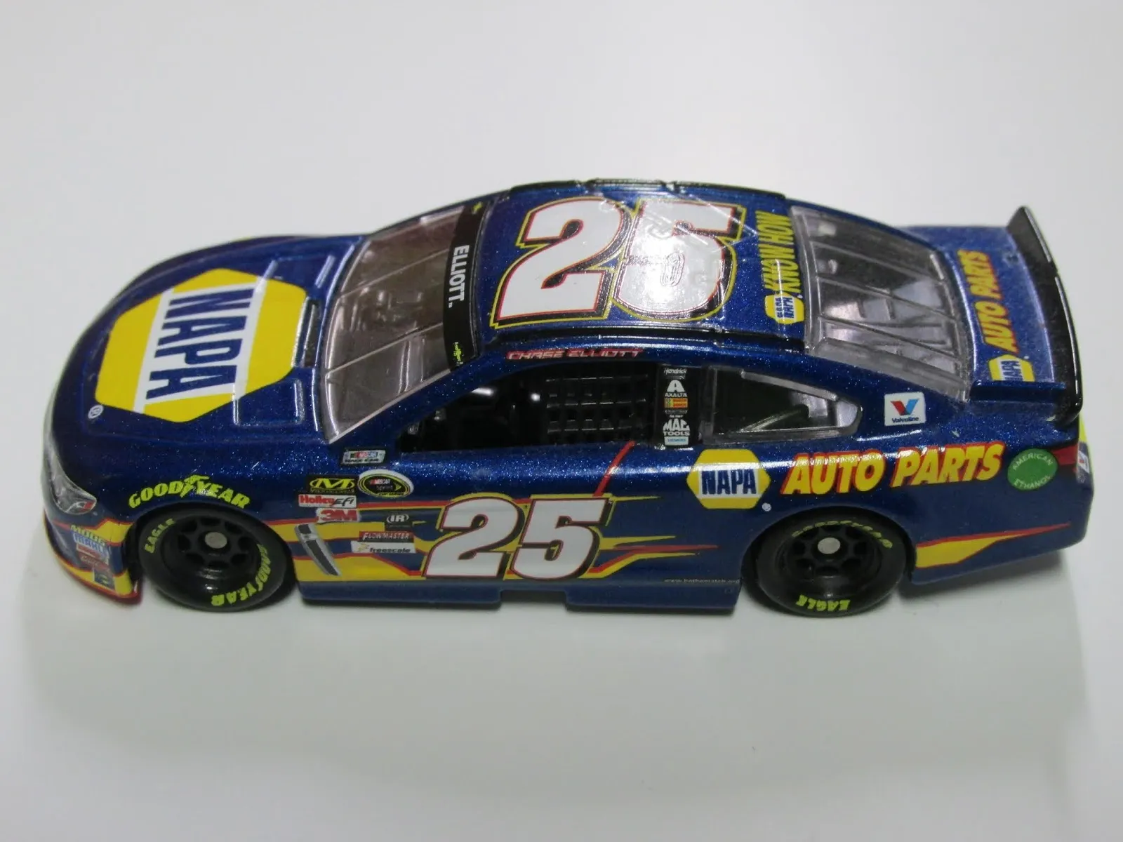 51186 nascar diecast packaging example