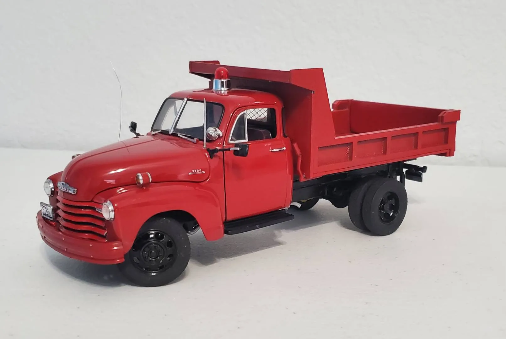 51206 chevy diecast trucks main