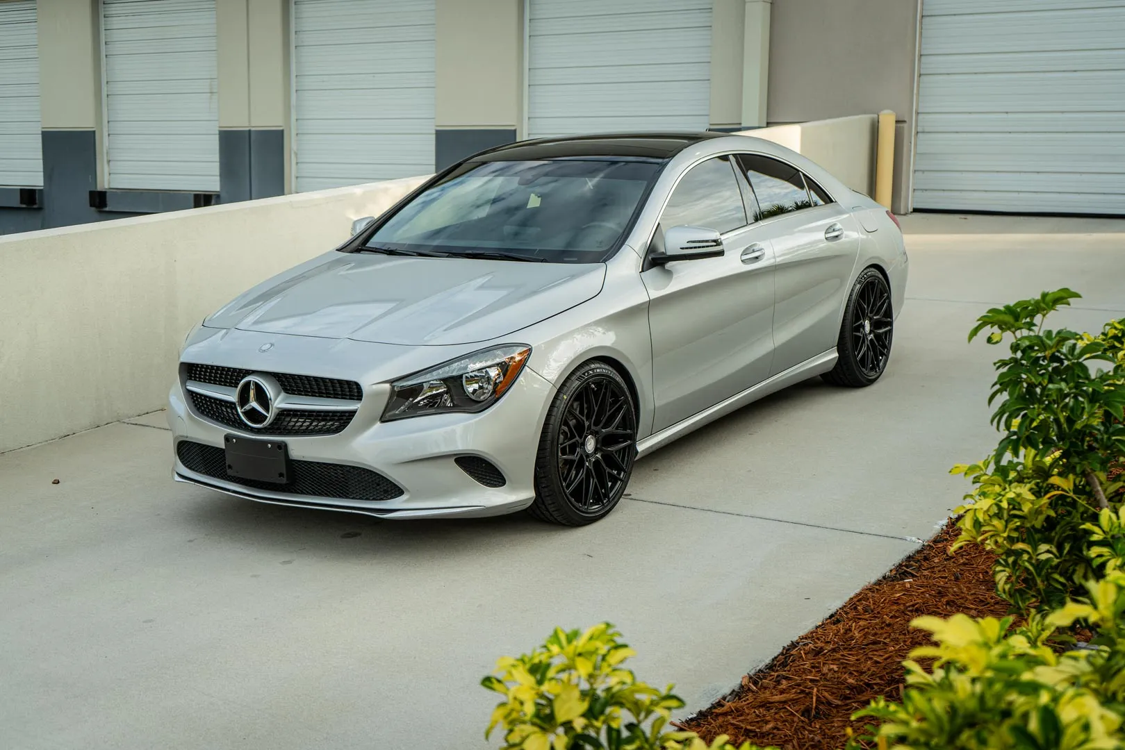 51207 cla 250 diecast model 3