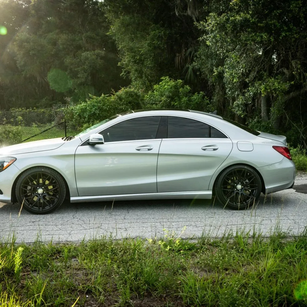 51207 cla 250 diecast model 4