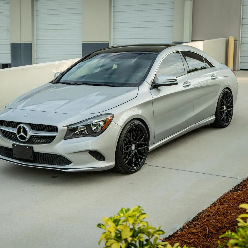51207 cla 250 diecast model 5