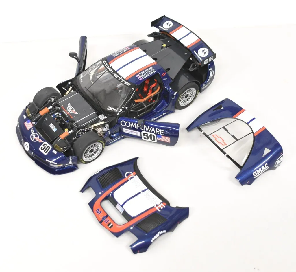51208 diecast car display