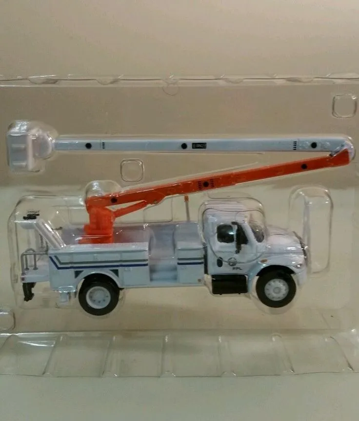 51209 bucket truck diecast toy scale