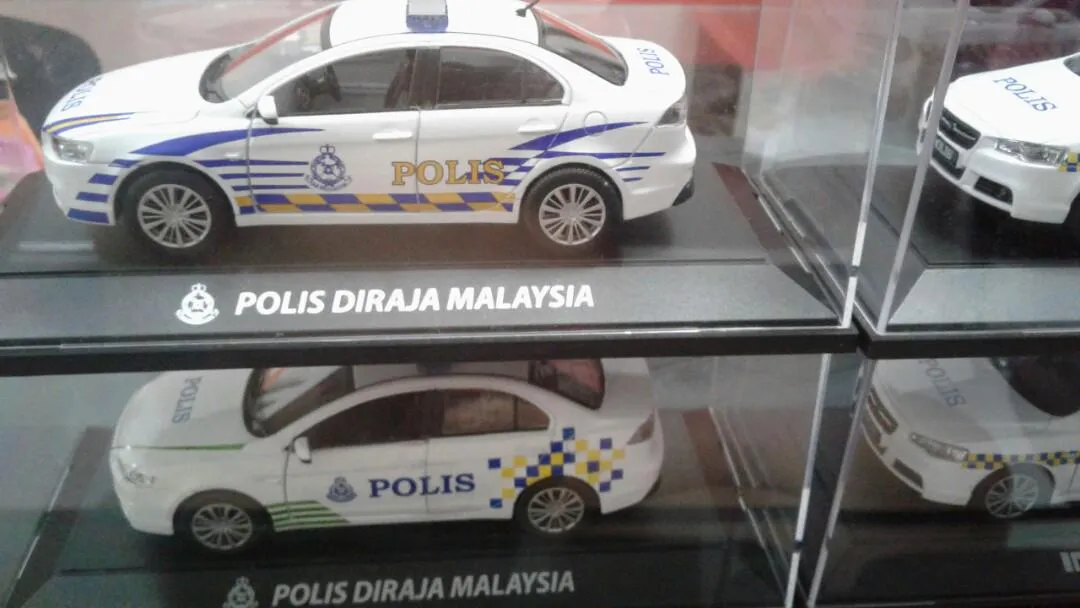 51236 diecast car shop malaysia rare car