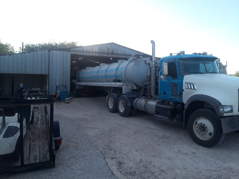 51247 diecast water truck scale