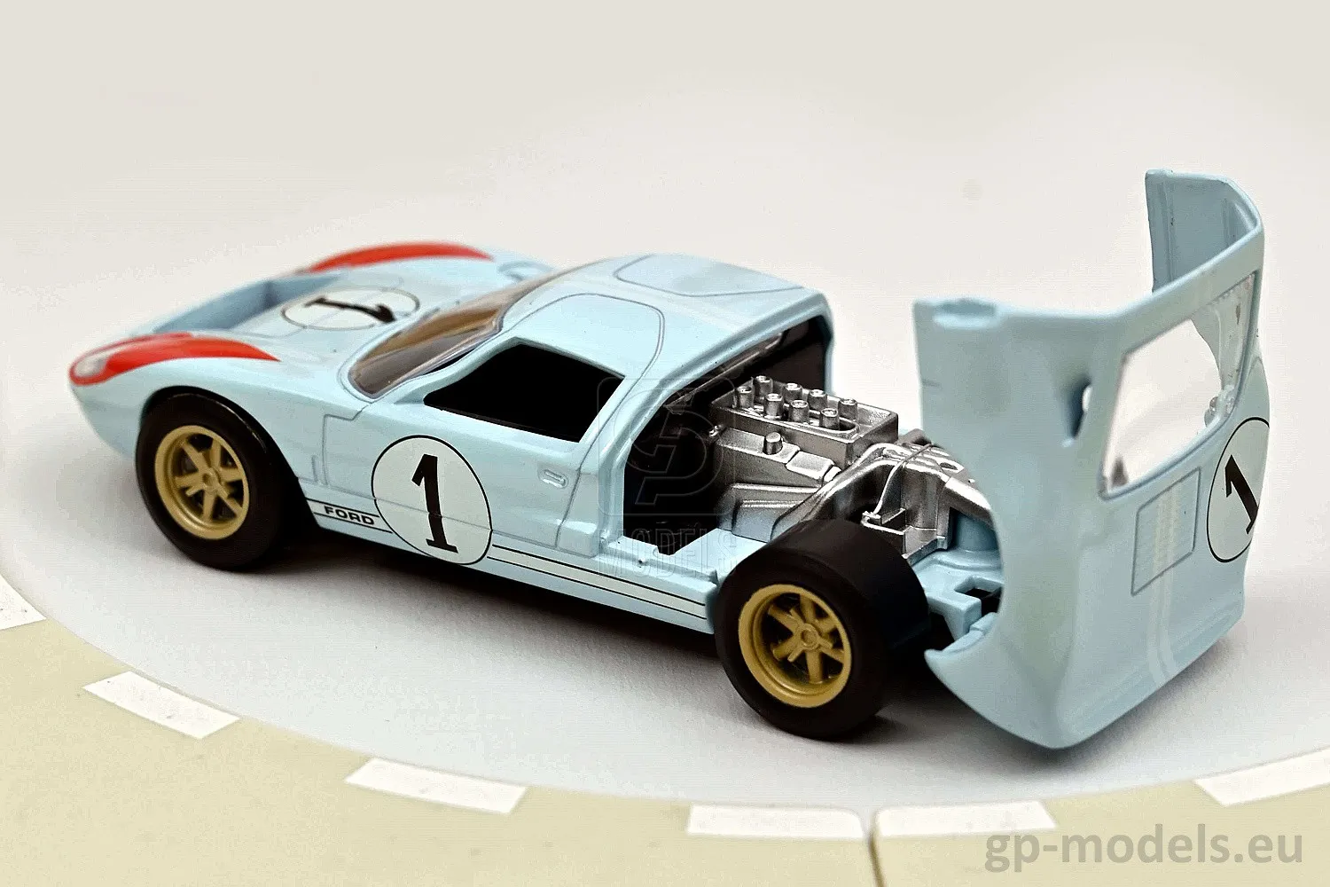 51256 ford gt40 diecast feature 5