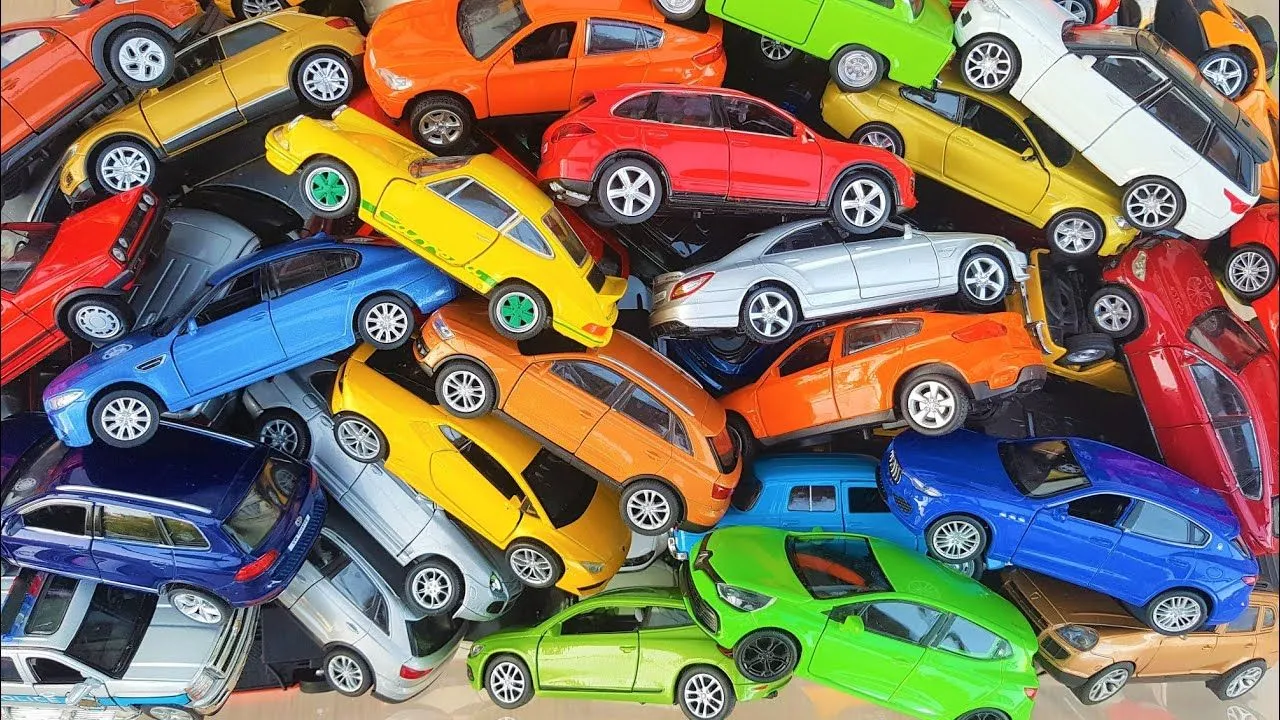 51270 welly diecast model display