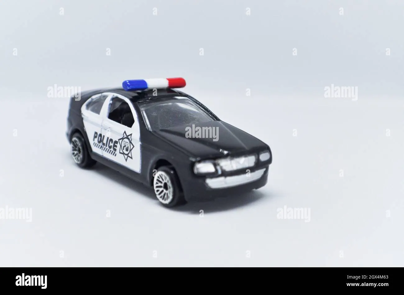 51285 police car model diecast 1
