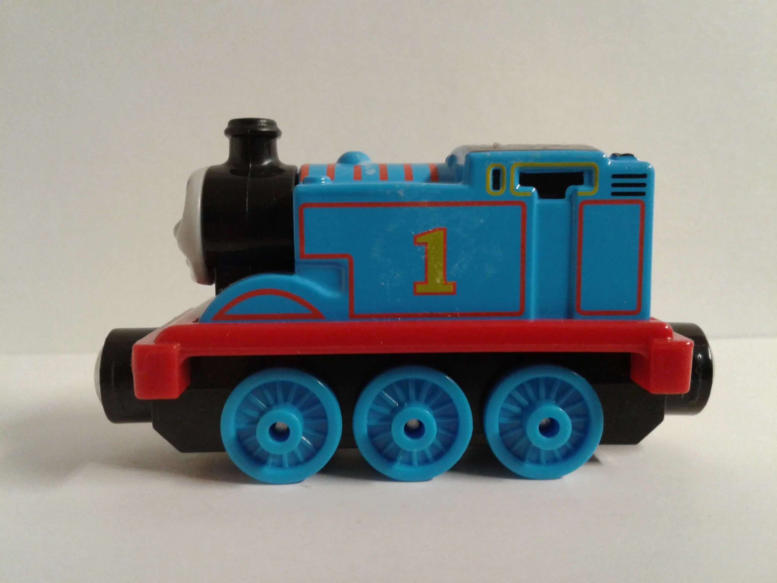 51291 thomas iconic characters
