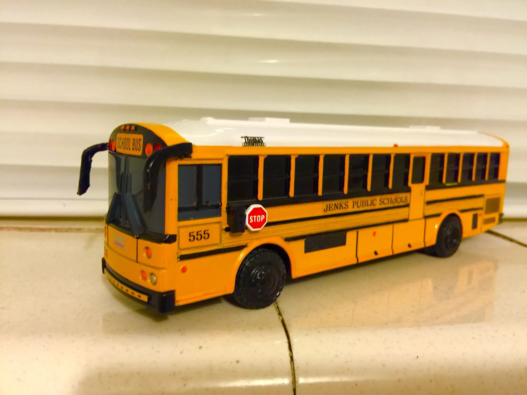 51308 diecast bus model collector fair