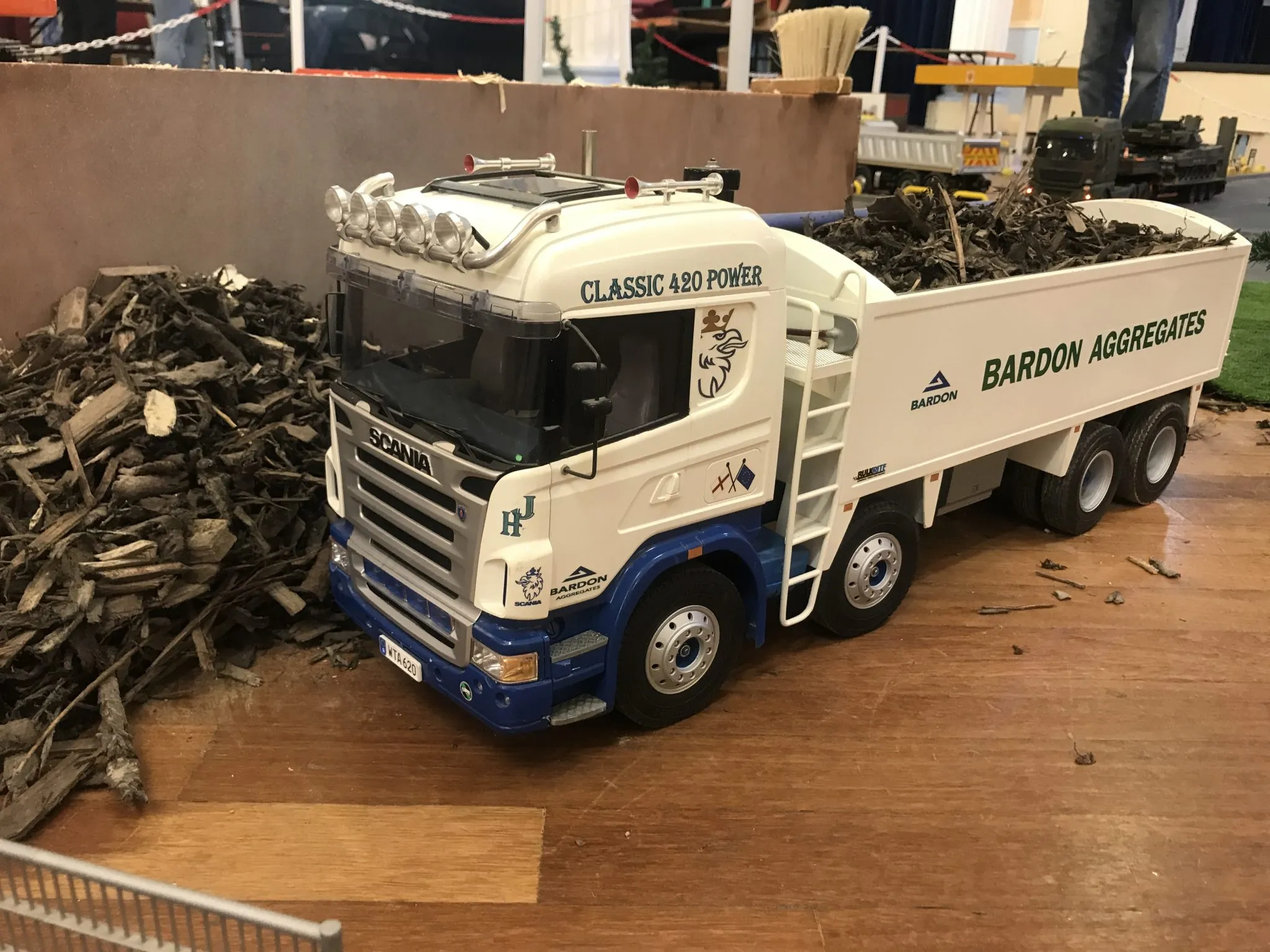 51313 blackpool shop interior collection