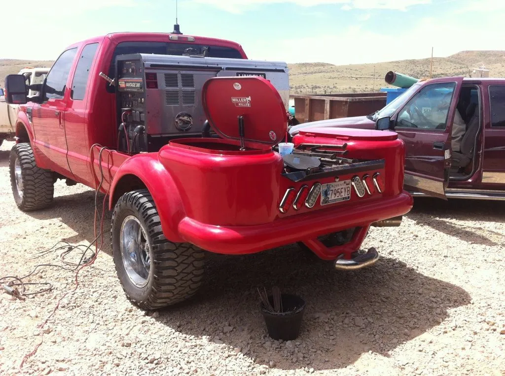 51314 diecast welding truck shop
