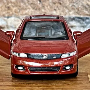 /img/51315-collecting-honda-civic-diecast.webp