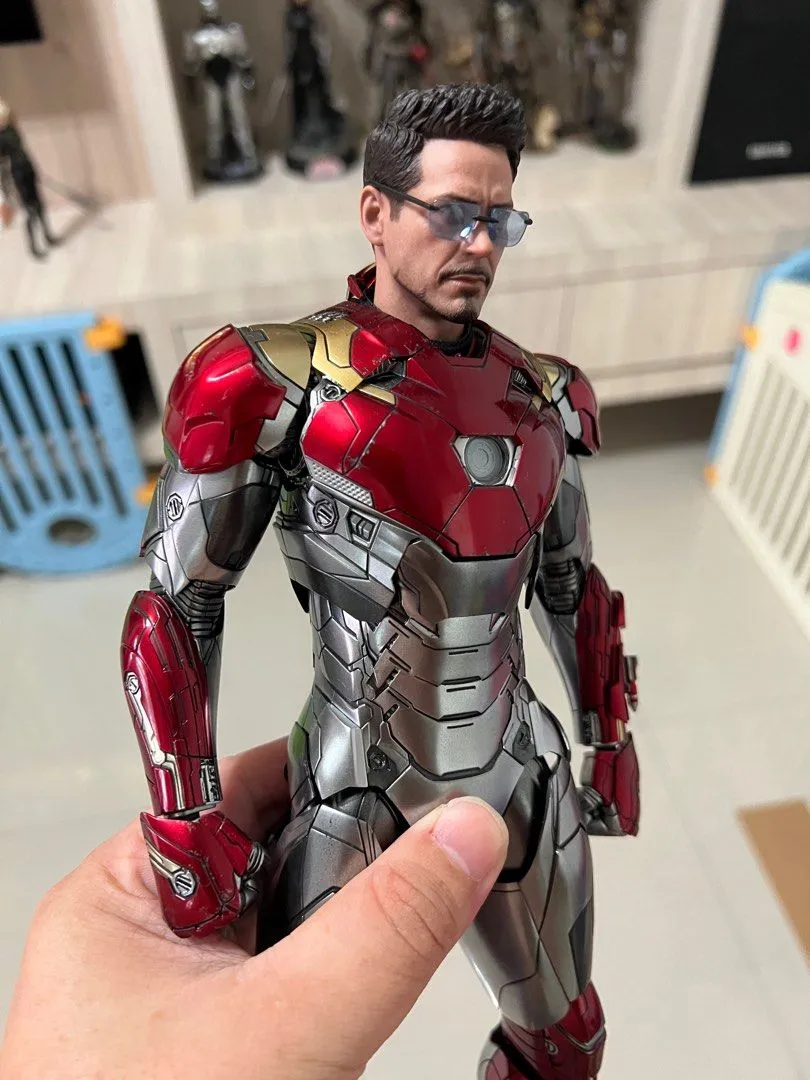/img/51325-hot-toys-mark-47-diecast-display.webp
