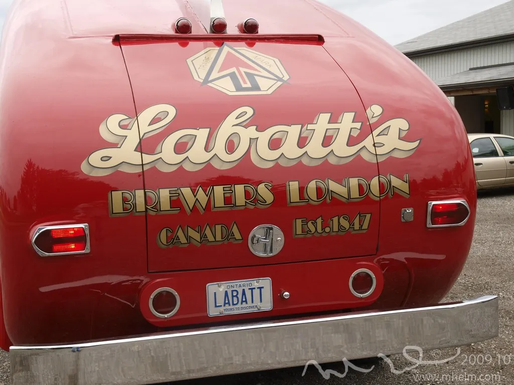 51329 streamliner design features