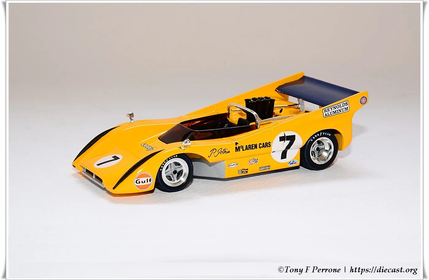 51357 minichamps resin models