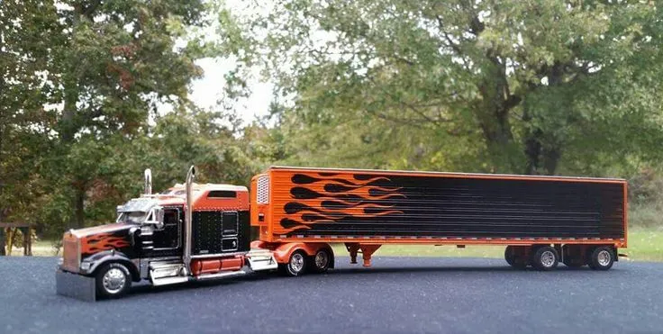 51358 diecast truck maker 2