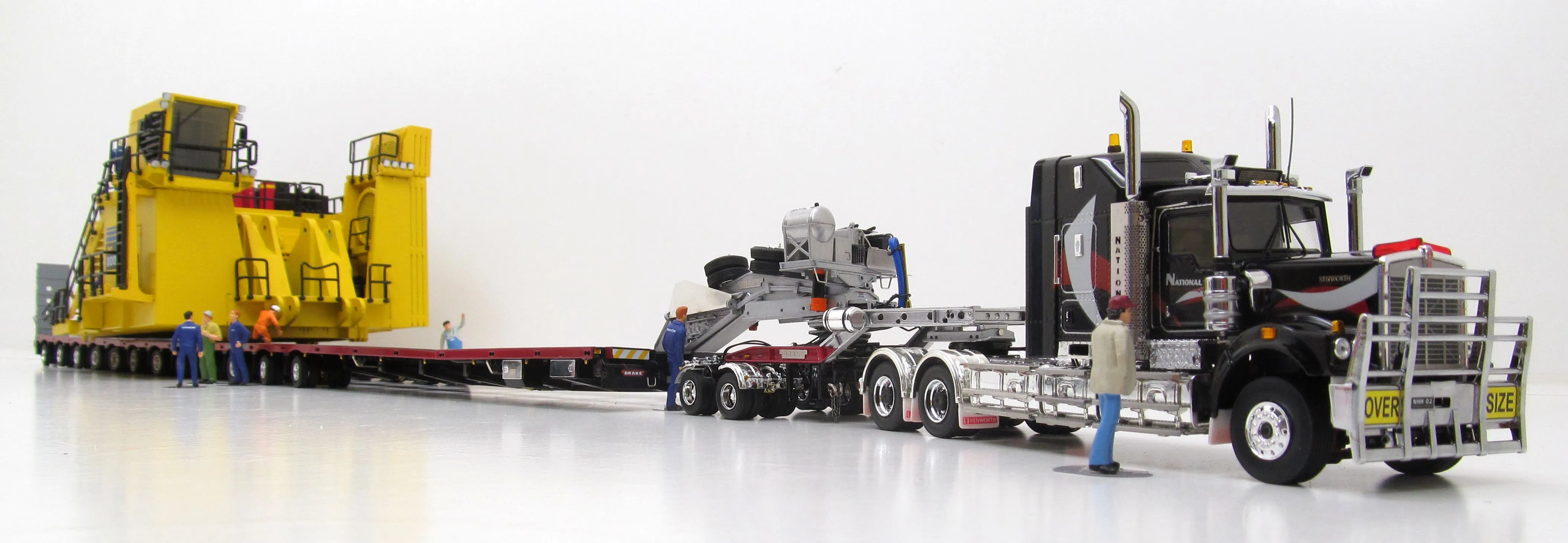 /img/51358-diecast-truck-scale.webp
