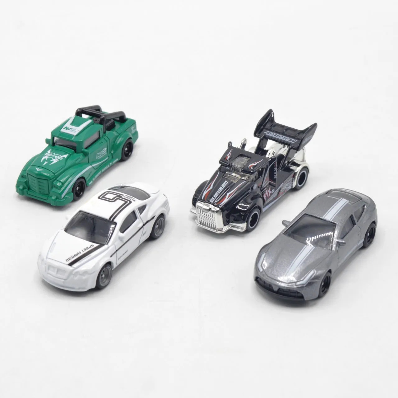 /img/51398-diecast-model-cars-qatar-modern-car.webp